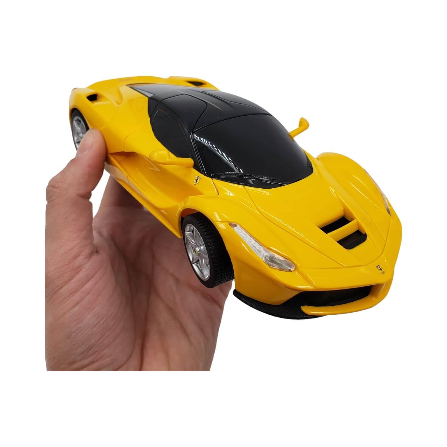 Auto a control remoto Ferrari LaFerrari Escala 1 24 Rastar Getway