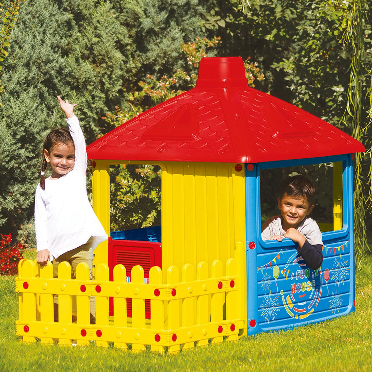 Casa De Juegos Infantil Con Valla 156X104X135 Cms Dolu