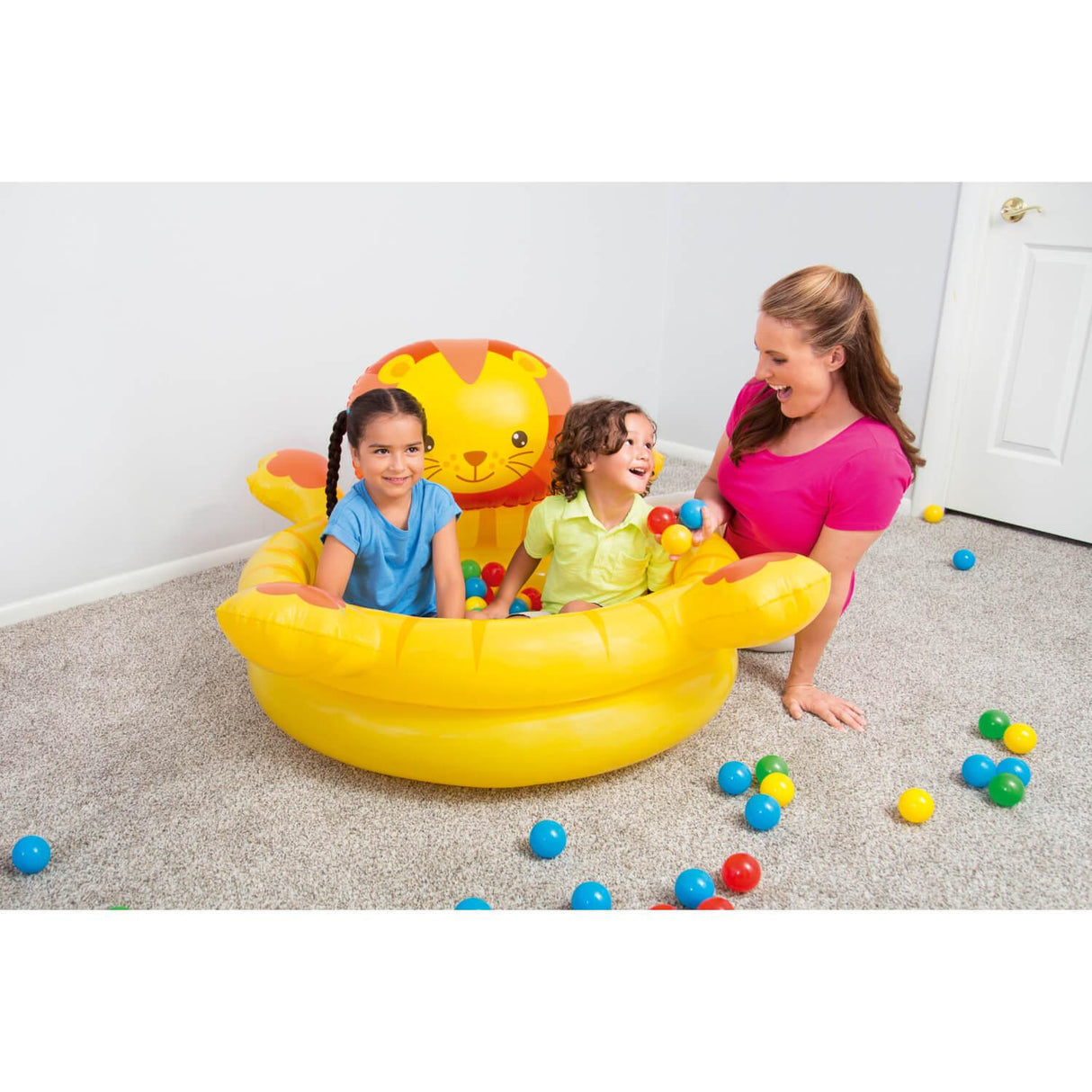 Piscina Leon inflable con Pelotas 111 X98X61.5 Cms Bestway